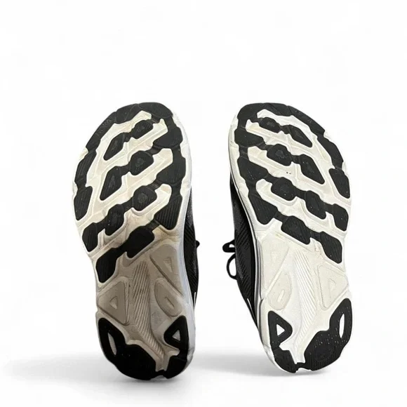 Hoka One One Clifton 9 Black Athletic Running Shoes